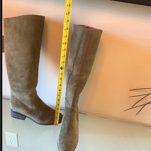 High leather Boots - Picture 2 of 10